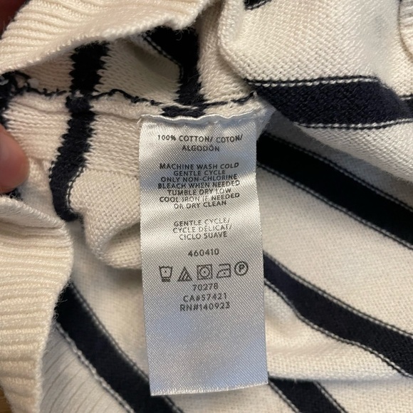 Loft knit black and white striped top with crochet flutter sleeves - Picture 3 of 6